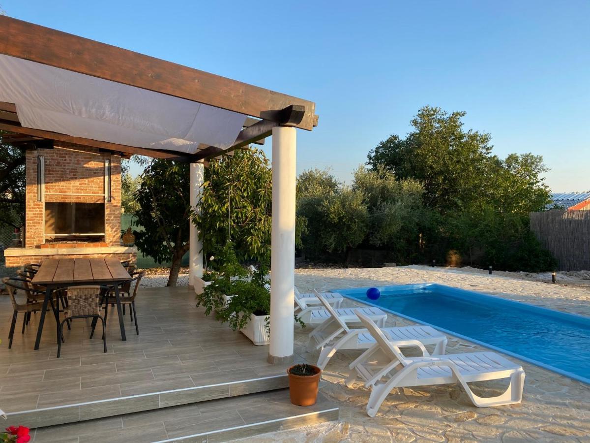 Villa Bubica- Cozy Holiday Home In Rural Area With Pool Stankovci  Eksteriør bilde