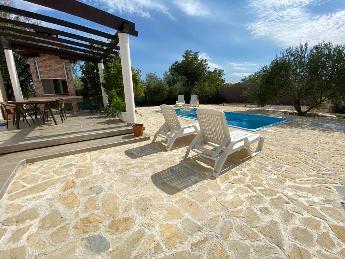 Villa Bubica- Cozy Holiday Home In Rural Area With Pool Stankovci  Eksteriør bilde